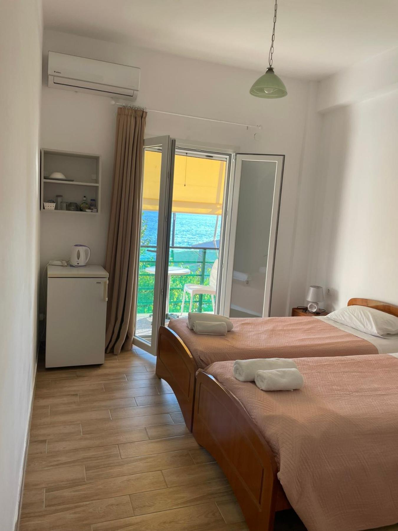 Nafsika Apartments Agios Georgios Pagon Exterior foto