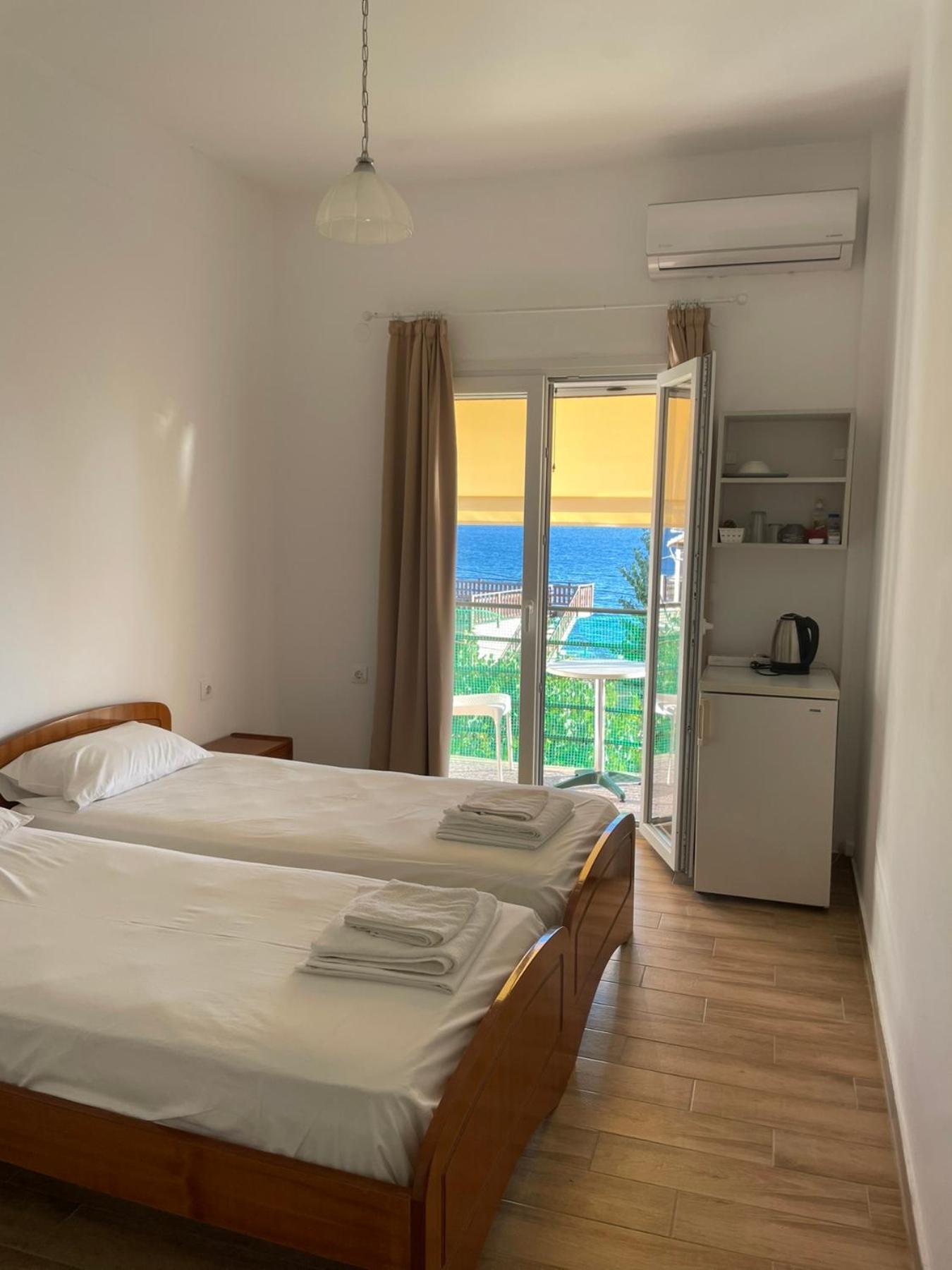 Nafsika Apartments Agios Georgios Pagon Exterior foto