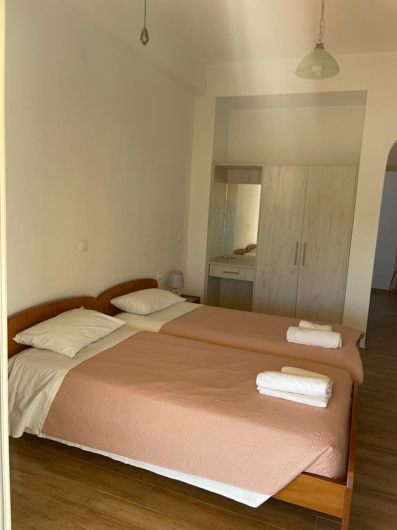 Nafsika Apartments Agios Georgios Pagon Exterior foto