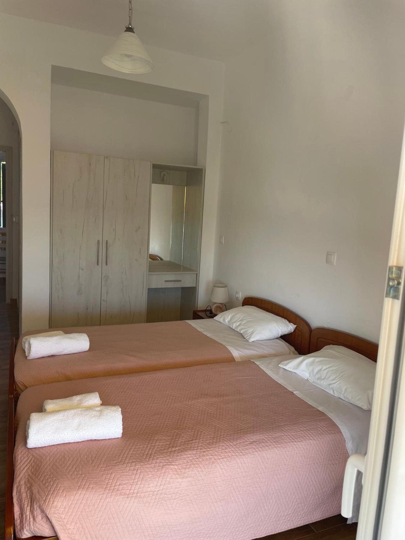 Nafsika Apartments Agios Georgios Pagon Exterior foto
